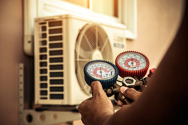 Professional Hvac technician working in Marysville, OH